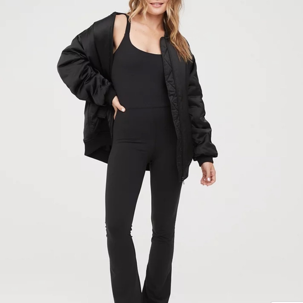 Aerie The Hugger Bootcut Jumpsuit Black - XXS